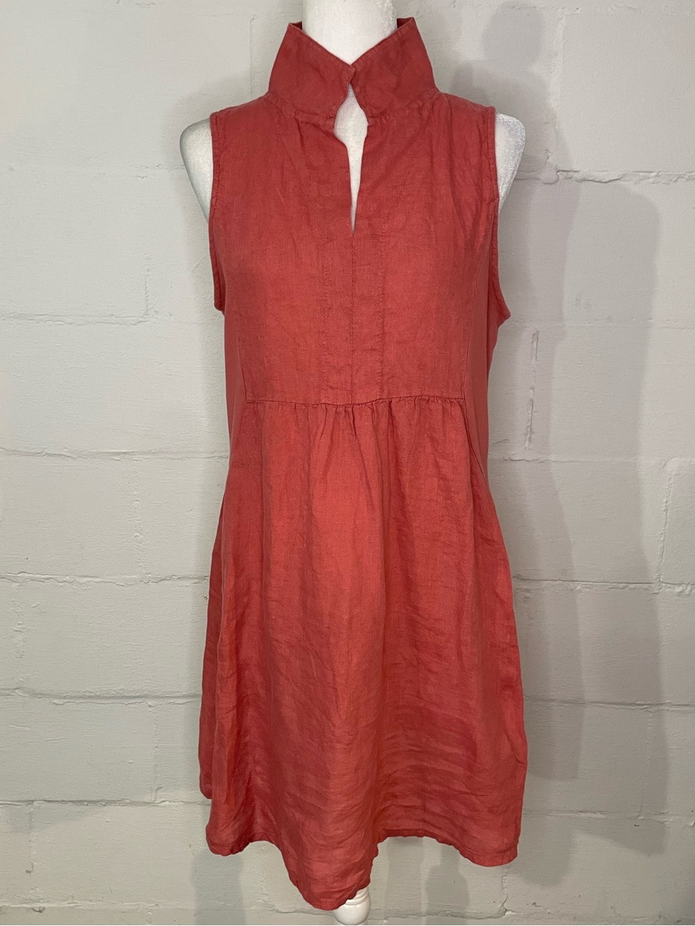 Mandarin-Collar Sleeveless Linen Mini Dress in Coral